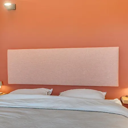Bed & Breakfast La Dominotte Arcen