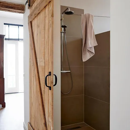 Bed & Breakfast La Dominotte Arcen